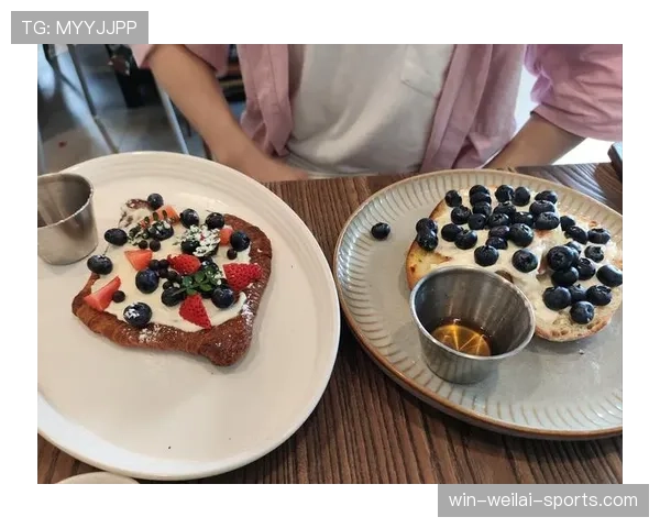 德约科维奇早餐只吃三颗蓝莓，说是怕影响下午打游戏的手感